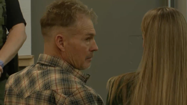 Judge modifies but refuses to lower Barry Morphew’s $3M bond